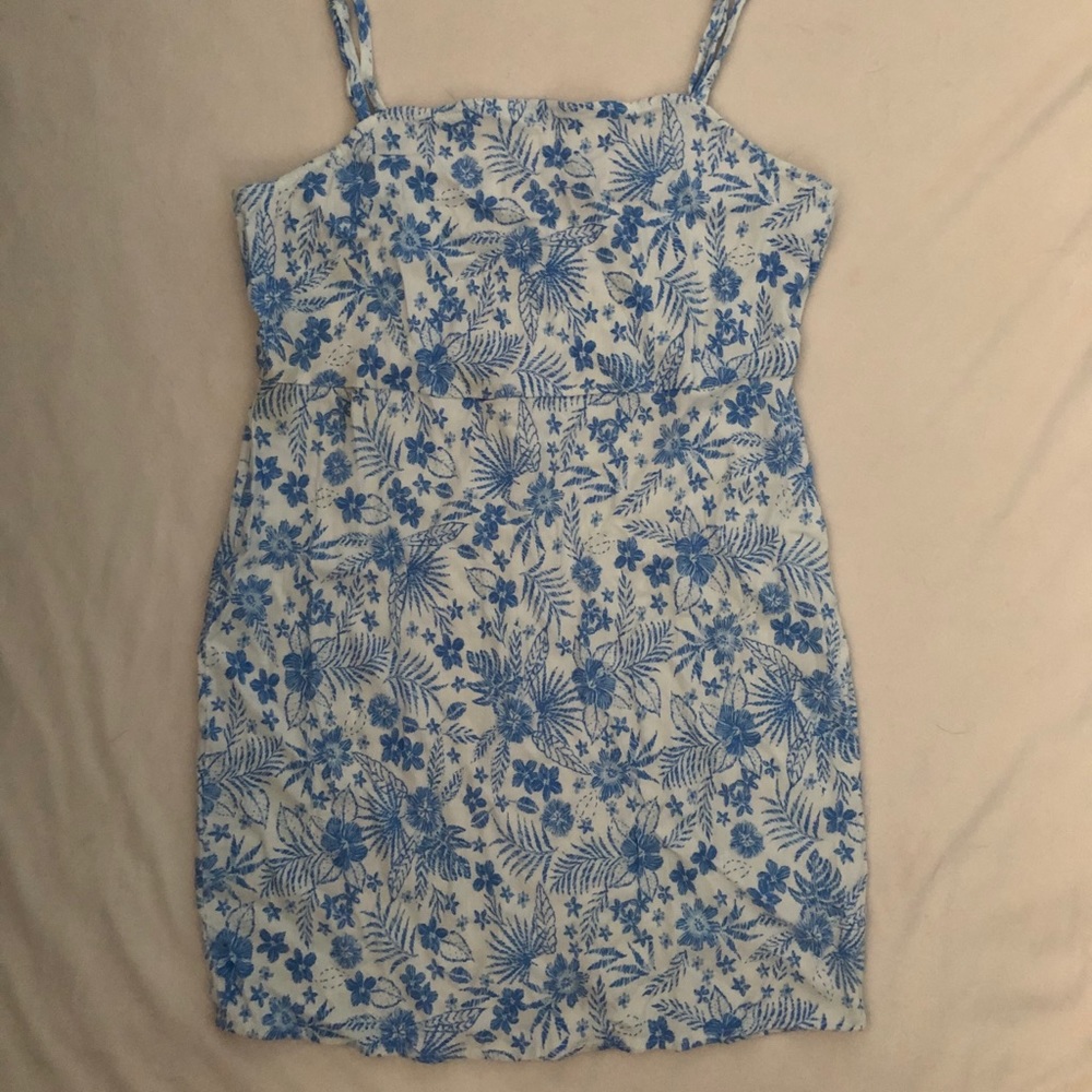 Floral White and Blue Casual Dress